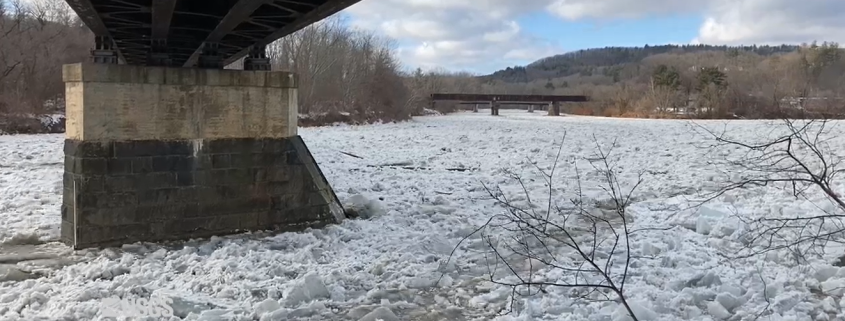 DWD Eisstau Ueberflutungsgefahr durch angestautes Eis